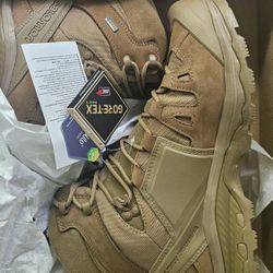 *Brand New* Salomon Quest 4D Forces 2 Boots, Size 11.5