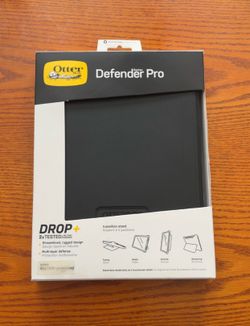 iPad 10th Gen Otter Box Defender Pro Series