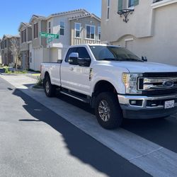 2017 F-250 XLT long Bed 