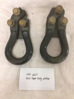 Ford Super Duty tow hooks