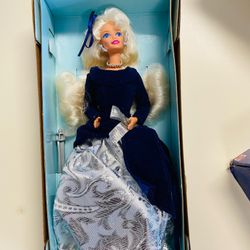Barbie Doll Avon Winter Exclusive 