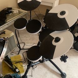 Electronic Drums Set Roland