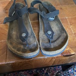 Really Nice Ladies Size 40 Birkenstock Kairo Black Sandals