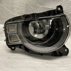 2020,2021,2022 Land Rover Defender Right Headlight