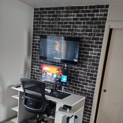 Computer Desk $100