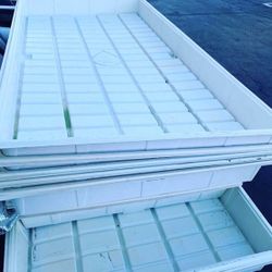 Botanicare Grow Tray / Table