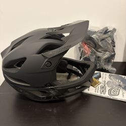 Troylee Full Face Helmet Black