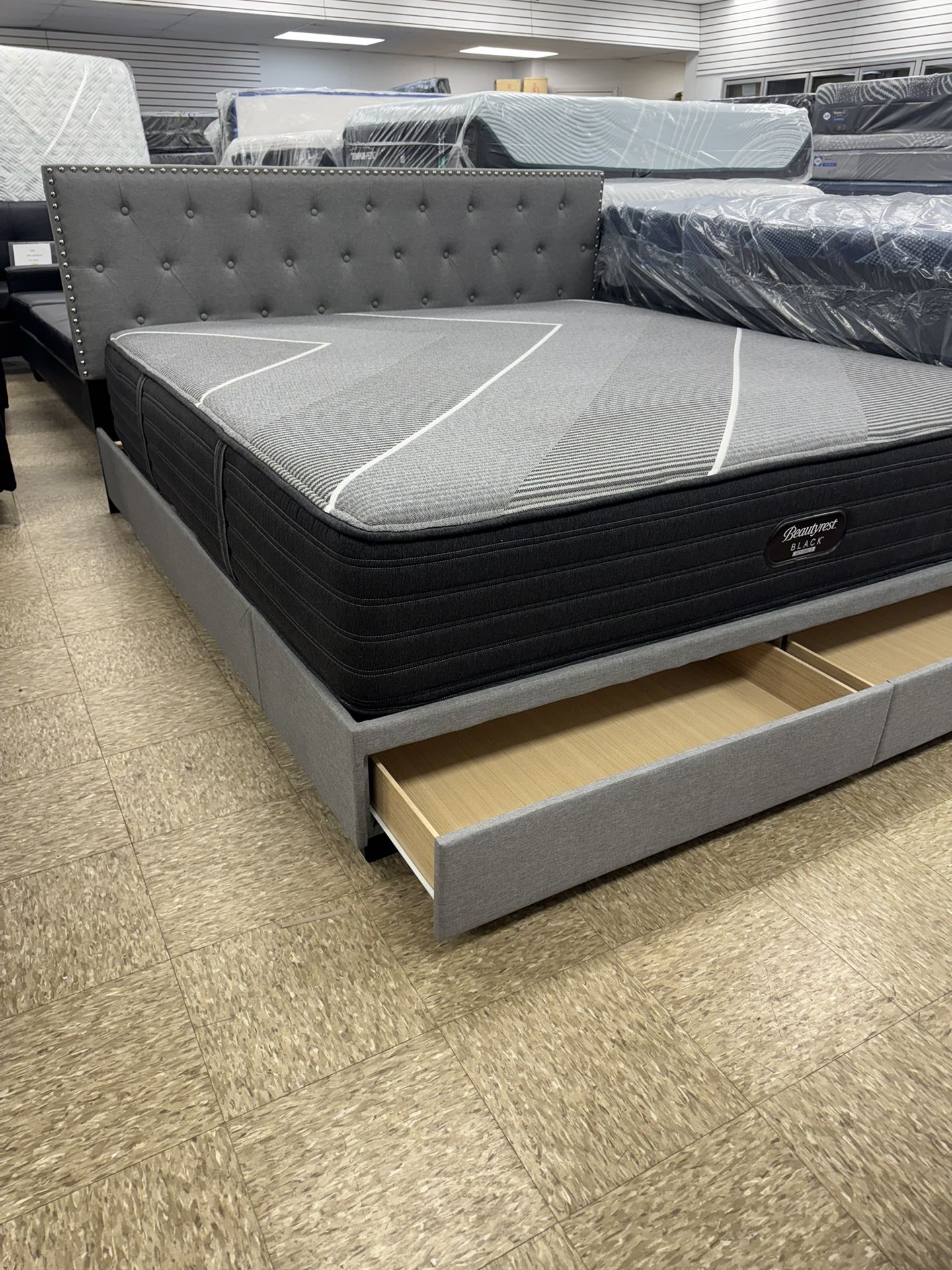 King Size Bed Frame With Beauteyrest Mattress King Size $599 Only Whole Bed