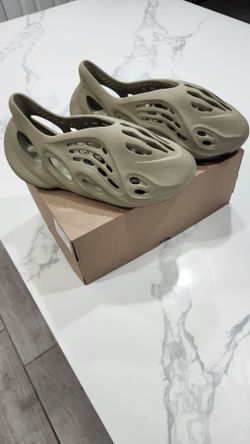 Yeezy Foam Runner
