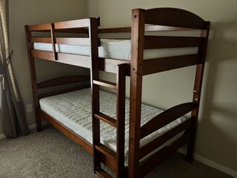 Bunk Bed (like New)