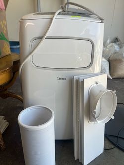 Like New Midea Air Conditioner