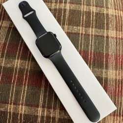 Apple Watch Series 7 - 45mm