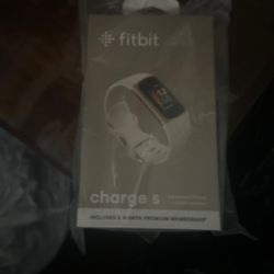 Fitbit Charge 5 White New In Box