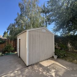 Large Backyard Shed - Great Condition