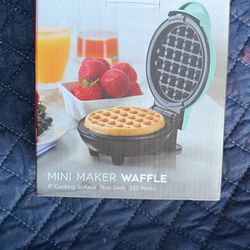 Mini Waffle Maker 