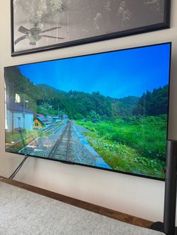 LG C4 TV, 42” OLED 4K 120Hz, all accessories