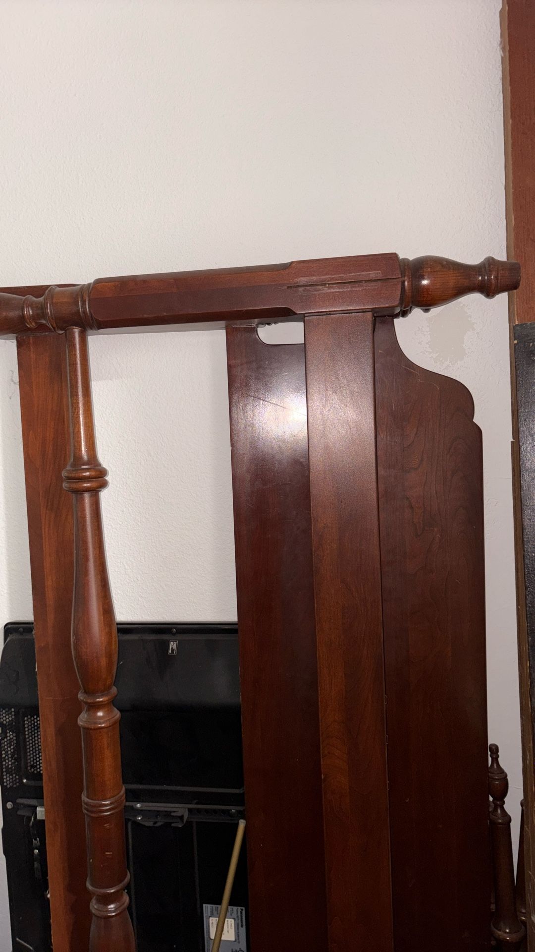 Red Wood Queen Bed Frame 