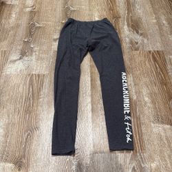 Abercrombie Kids Leggings. 15/16