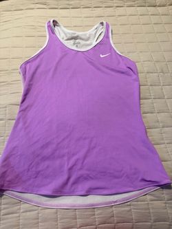 Women’s Nike shirt