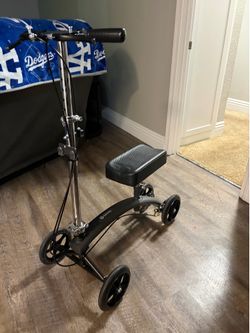 Knee scooter
