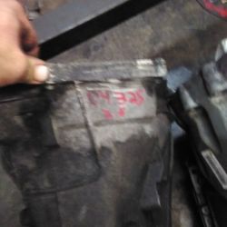 5spd Transmission Out Of A 2004 BMW 325