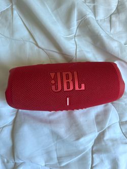 JBL Charge 5 Speaker - Red