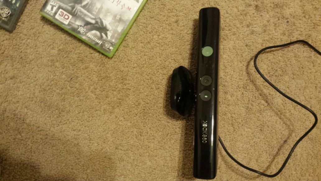 Xbox 360 Slim Kinect with games