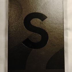 Samsung Galaxy S22 Ultra 5G Factory/Carrier Unlocked 256GB *Brand New Unopened