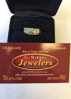 14 Kt gold & genuine diamond ring