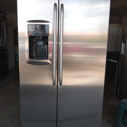 Refrigerator Stainless 