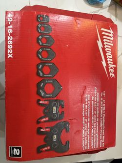 Milwaukee 1/2 in. - 2 in. CTS-V Pivoting Press Ring Kit for M18 FORCE LOGIC Press Tools