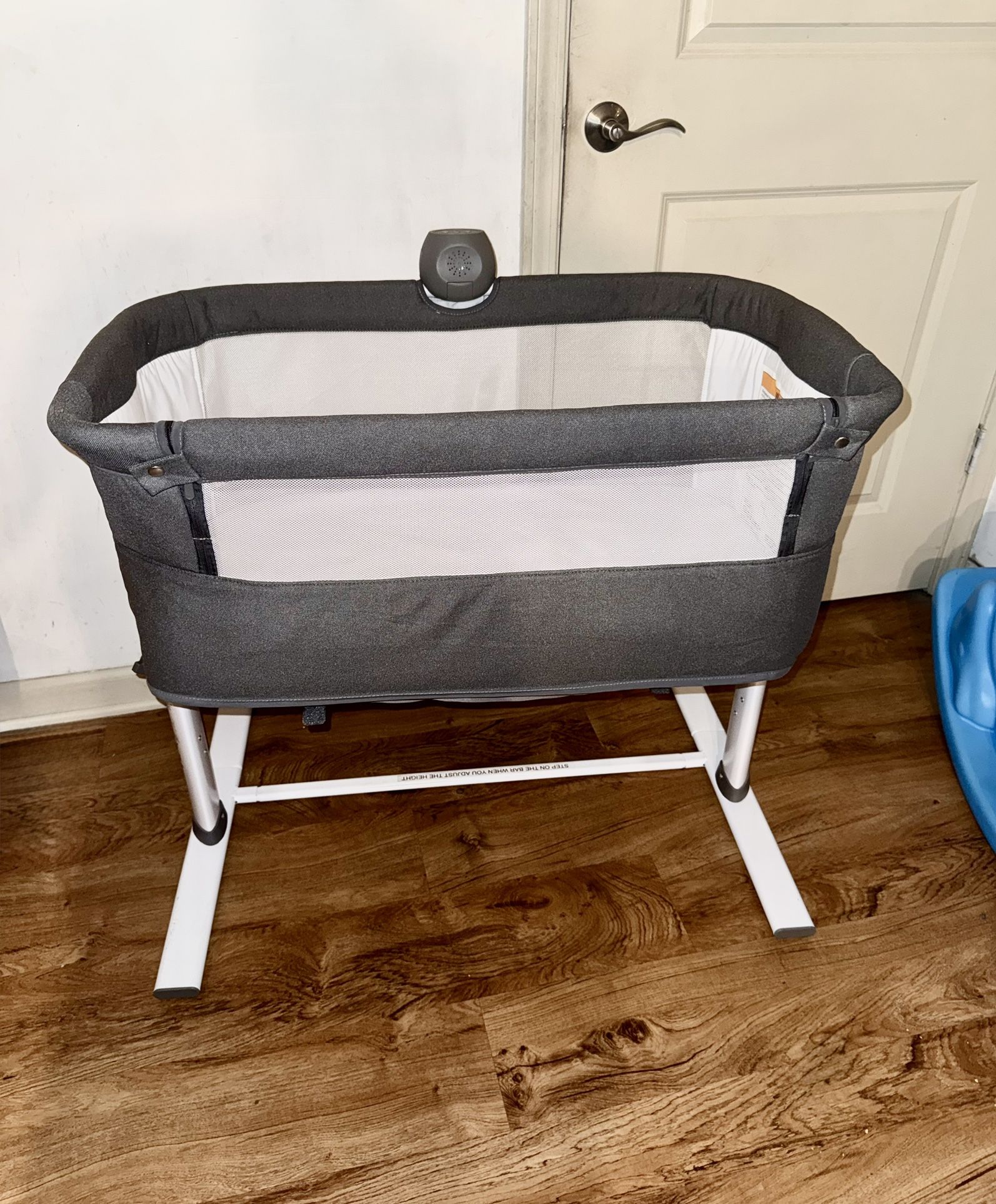 Baby Bassinet With Sound Machine
