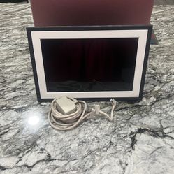 Aurora Home 10 Inch Digital Wi-Fi Photo Frame