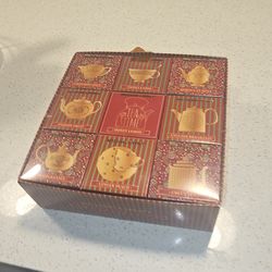 Williams & Spence tea bag set for sale!