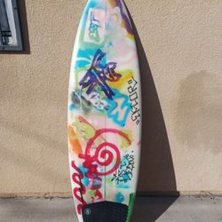 Surfboard 5'11 