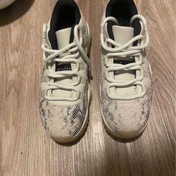 Jordan 11 Snake Skin Light Bone