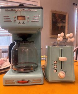 Cafetera y tostador  nostalgia