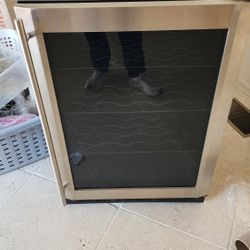 Magic Chef Wine Fridge - Stainless Steel