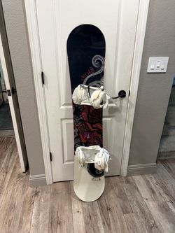 DRAKE SNOWBOARD WITH BINDINGS 149cm