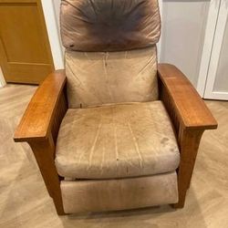Recliner Chair