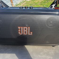JBL Partybox On The Go