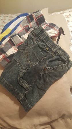 3 chores de niño 5 y 6 zise los tres por 2.50