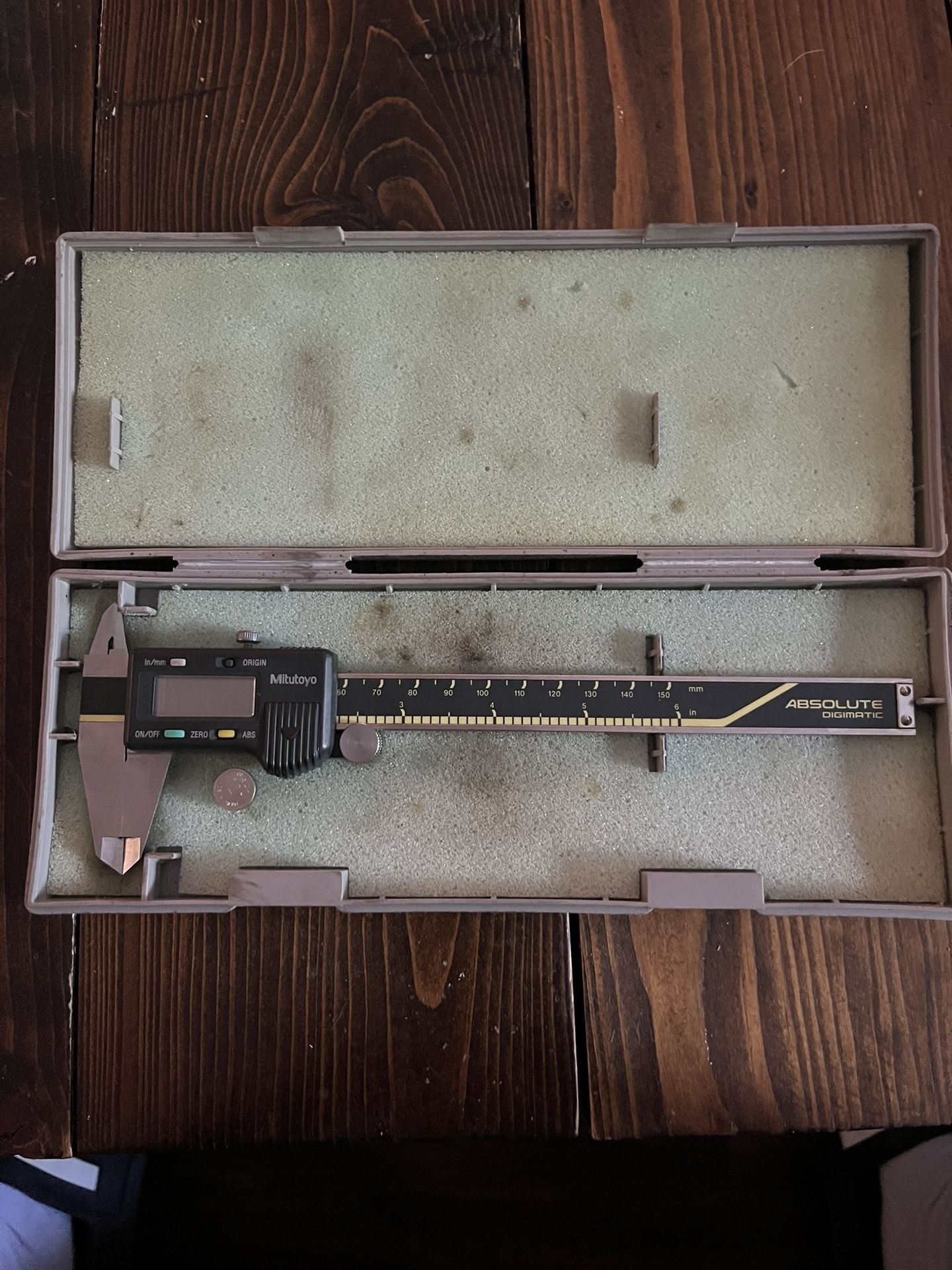 500-196-30 Digital Caliper by Mitutoyo AOS Absolute 0-6" (0-150mm)
