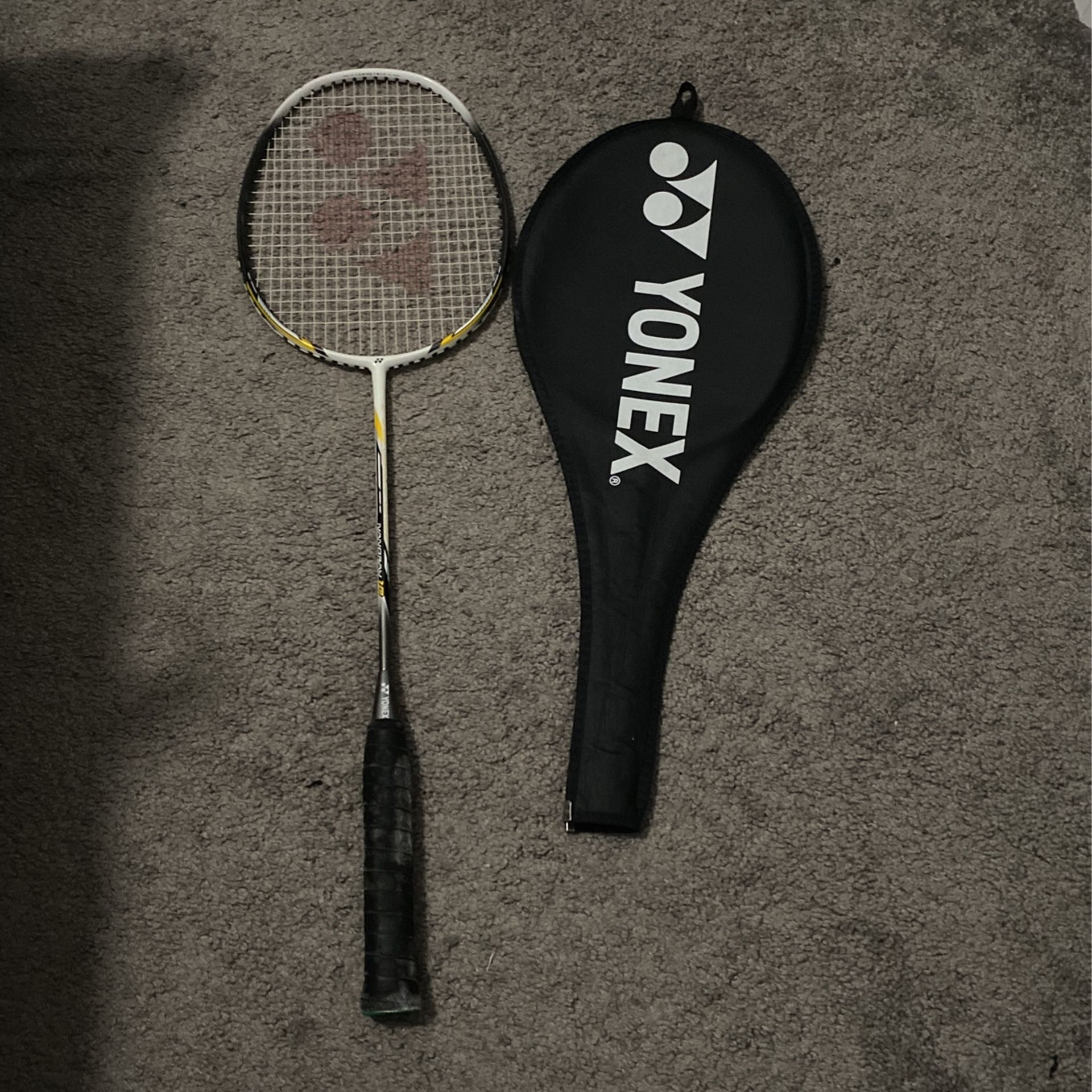Yonex Nanoray 10 Badminton racket