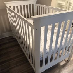 Delta children crib 3in1