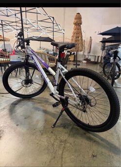 New assembled 26 Inch Mountain Bike Front Suspension, 21-Speed Mountain Bicycle with Carbon Steel Frame w