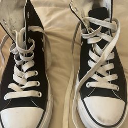 Girls Crocs & Sneakers