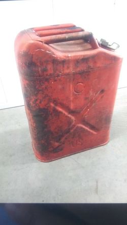 Gas tank