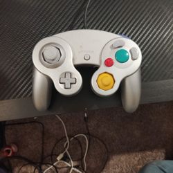  Nintendo GAMECUBE controller 