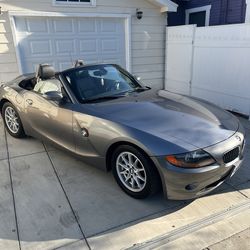 2004 BMW z4 2.5i roadster convertible - 58k original miles